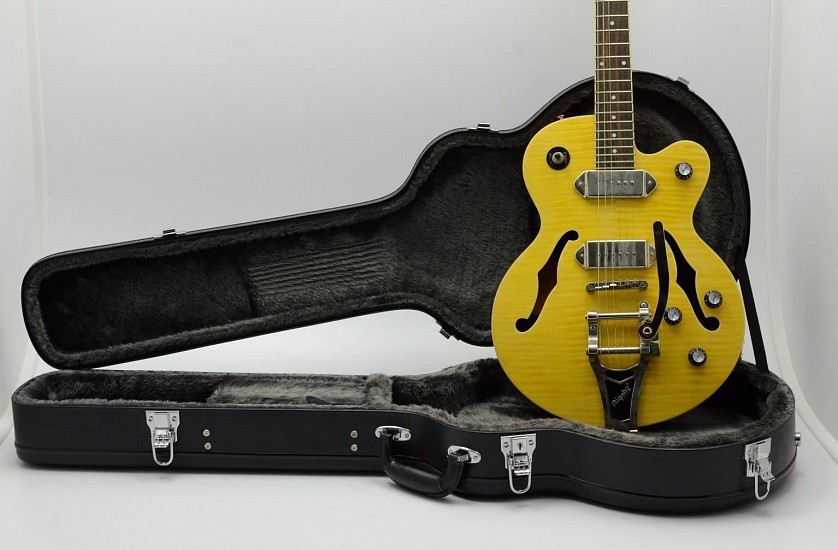 EPIPHONÉ Guitars, Wildkat
2013, Mahogany body; Maple carved top and neck